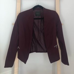 Dynamite maroon blazer in XS